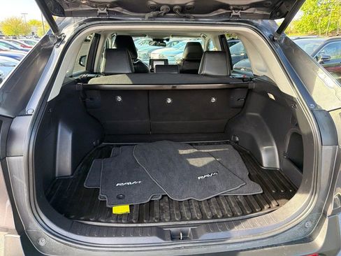 Certified 2022 Toyota RAV4 XLE Premium AWD/4WD image 14