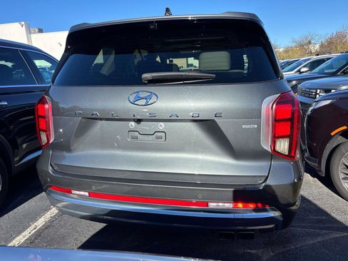 Certified 2023 Hyundai Palisade Calligraphy w/ Cargo Package image 2