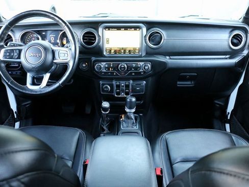 Used 2023 Jeep Wrangler Unlimited Sahara w/ Cold Weather Group image 28