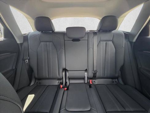 New 2025 Audi Q5 Premium Plus image 16