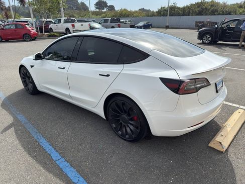 Used 2021 Tesla Model 3 Performance image 13