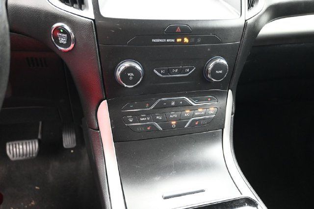 Used 2020 Ford Edge SEL FWD image 21