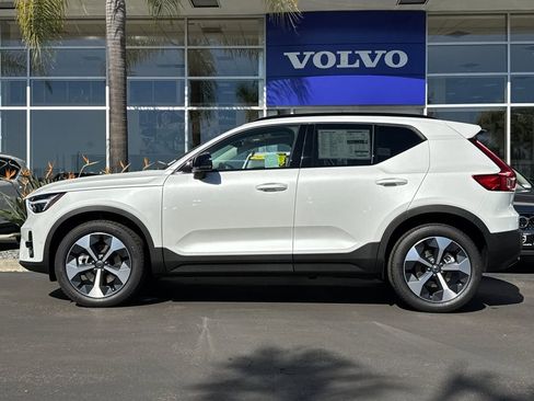 New 2026 Volvo XC40 B5 Plus w/ Protection Package Premier image 2