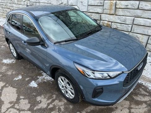 Used 2023 Ford Escape Active w/ Tech Pack #1 image 7