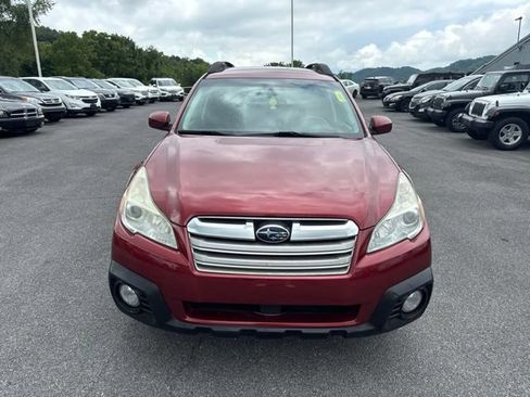 Used 2014 Subaru Outback 2.5i Premium AWD/4WD image 3