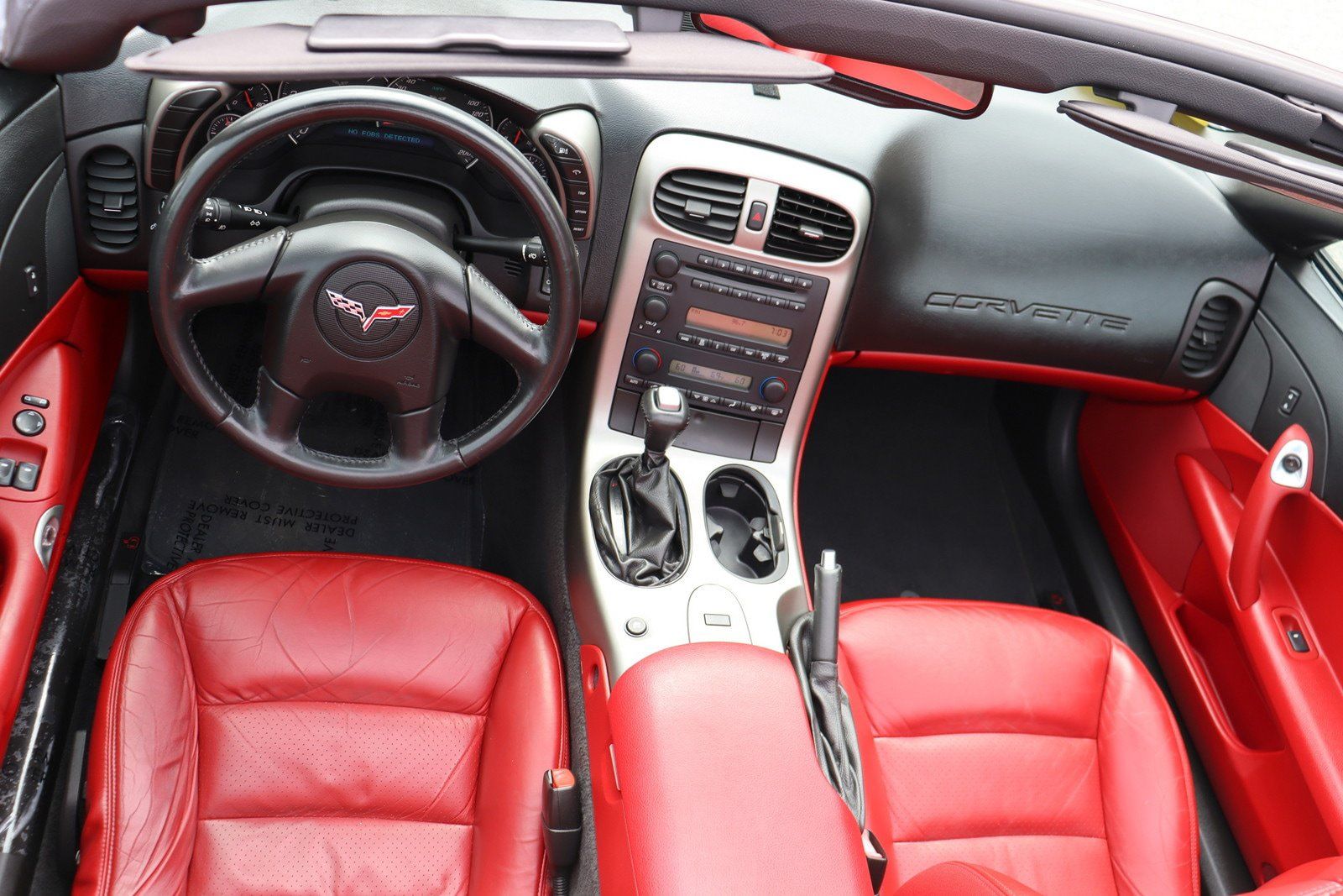 Used 2005 Chevrolet Corvette Coupe w/ Performance Handling Package RWD image 10
