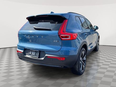Certified 2023 Volvo XC40 B5 Plus w/ Driver Assist Package image 4