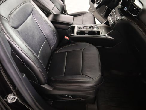 Used 2020 Ford Explorer Limited image 15