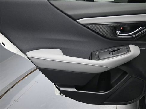 Certified 2025 Subaru Outback Premium w/ Popular Package #1A image 22