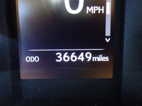 Used 2021 Lexus GX 460 Premium w/ Premium Package image 10