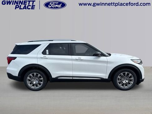 New 2026 Ford Explorer Platinum image 27