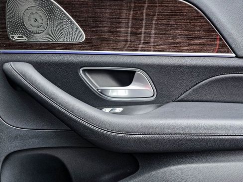 New 2026 Mercedes-Benz GLE 450 4MATIC image 32