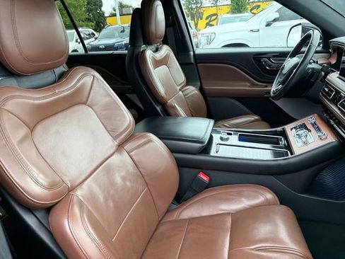 Used 2020 Lincoln Aviator Reserve w/ Equipment Group 202A AWD/4WD image 25