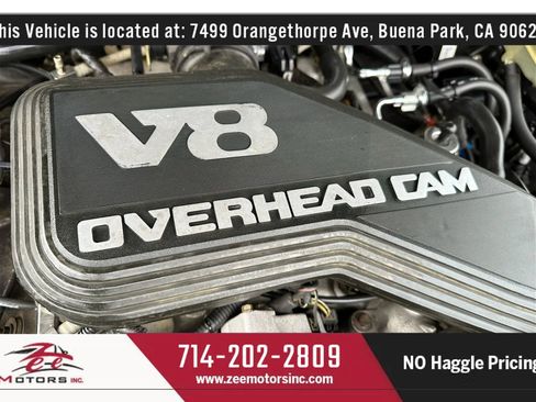 Used 1992 Lincoln Town Car Signature image 46