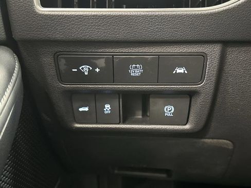 Used 2021 Hyundai Sonata Limited image 25