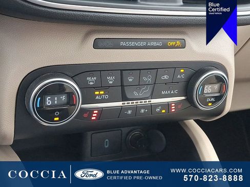 Certified 2020 Ford Escape Titanium AWD/4WD image 16