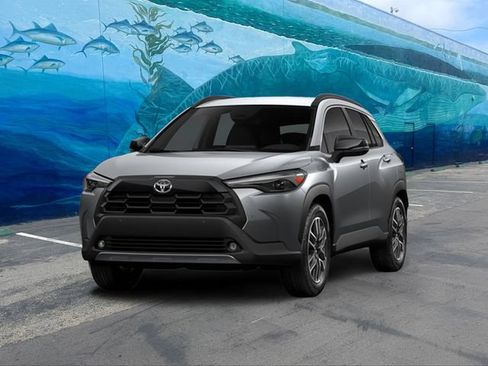 New 2026 Toyota Corolla Cross XLE w/ Convenience Package FWD image 3