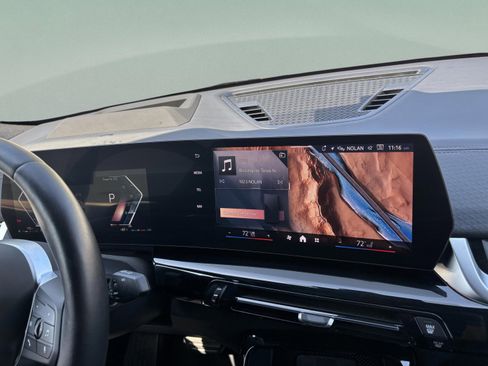 Used 2025 BMW X2 xDrive28i image 16