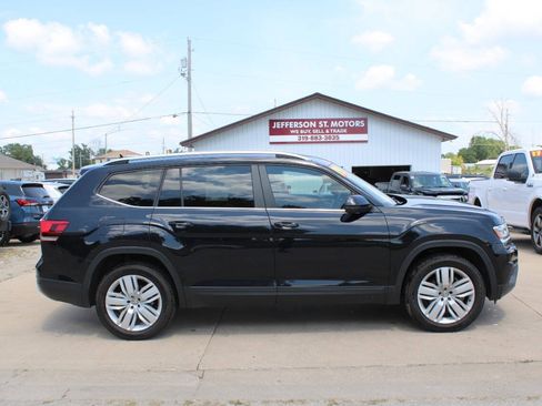 Used 2019 Volkswagen Atlas SE FWD image 1
