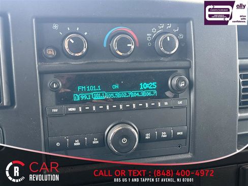 Used 2020 Chevrolet Express 3500 LS RWD image 19