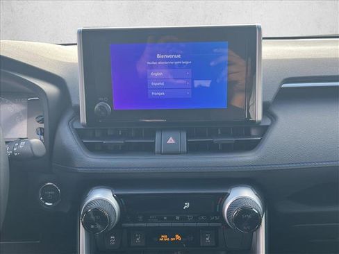 New 2025 Toyota RAV4 SE image 13