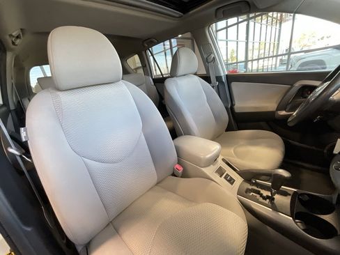 Used 2008 Toyota RAV4 Limited image 17