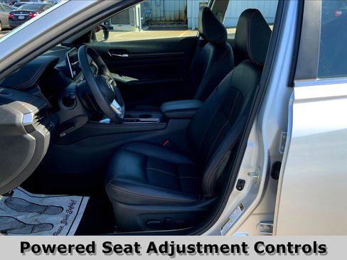 Used 2020 Nissan Altima 2.5 SR w/ Premium Package image 26