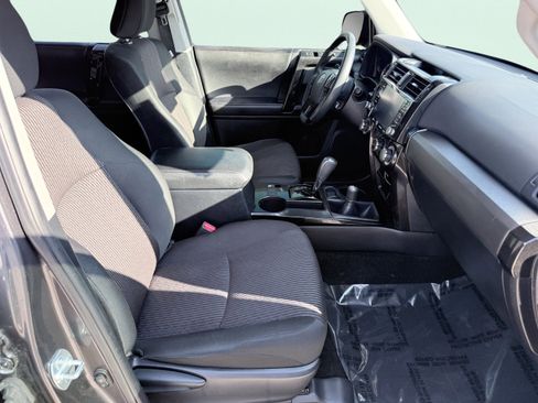 Used 2022 Toyota 4Runner TRD Off-Road image 53