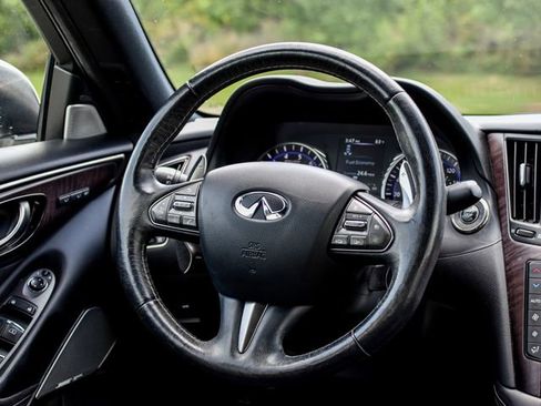Used 2017 INFINITI Q50 Red Sport 400 RWD image 6