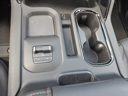 New 2026 GMC Sierra 2500 AT4 w/ AT4 Premium Plus Package image 28