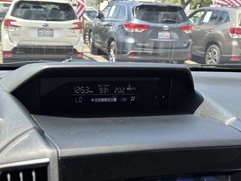 Used 2023 Subaru Crosstrek 2.0i Premium w/ Popular Package #3 image 30