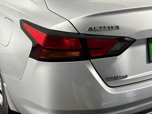 Used 2021 Nissan Altima 2.5 S FWD image 36