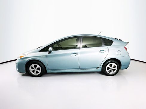 Used 2014 Toyota Prius Two image 4