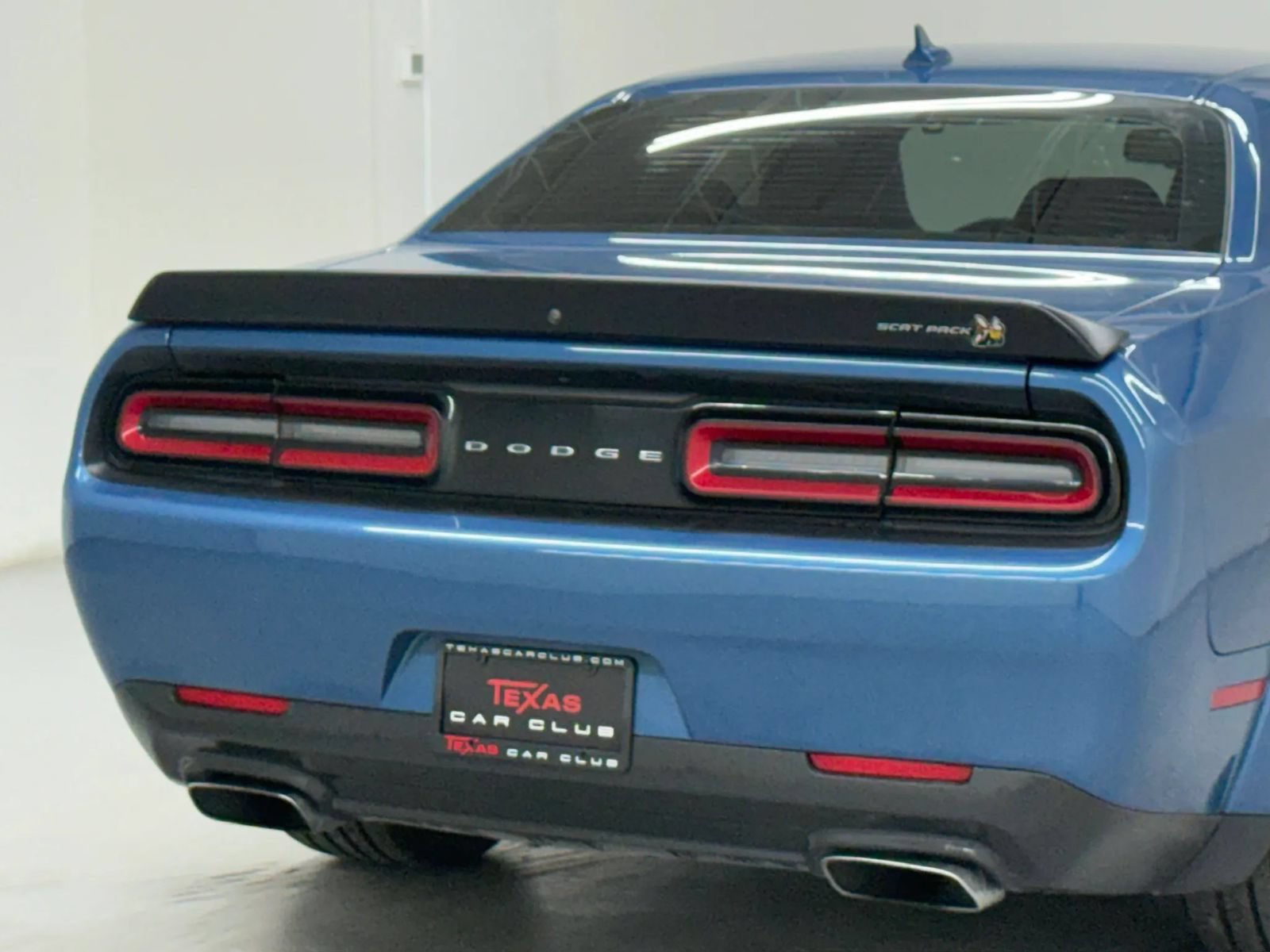 Used 2020 Dodge Challenger R/T Scat Pack RWD image 32