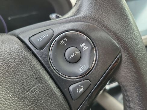 Certified 2022 Honda HR-V EX-L image 19