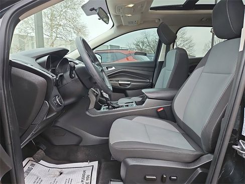 Used 2018 Ford Escape SE image 13