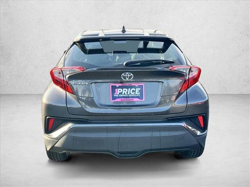 Used 2021 Toyota C-HR LE image 5