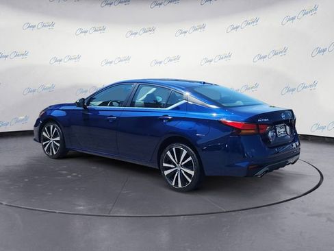 Used 2022 Nissan Altima 2.5 SR AWD/4WD image 3