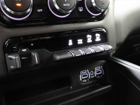 Used 2021 RAM 2500 Laramie image 54