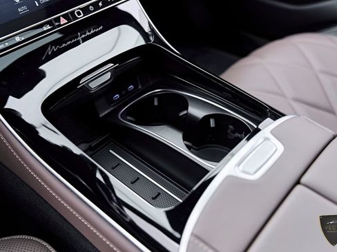 Used 2024 Mercedes-Benz Maybach S 680 4MATIC image 81