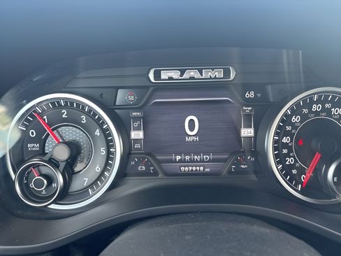 Used 2019 RAM 1500 Big Horn AWD/4WD image 19