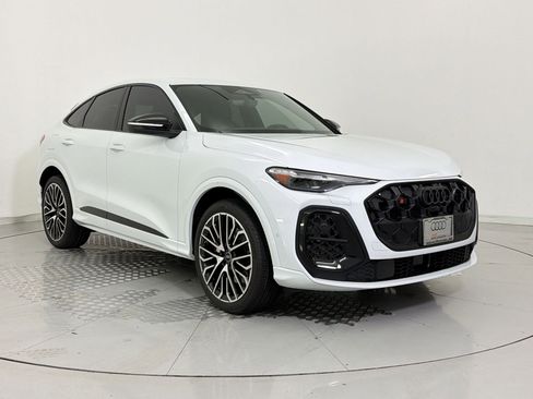 New 2026 Audi SQ5 Premium Plus image 7