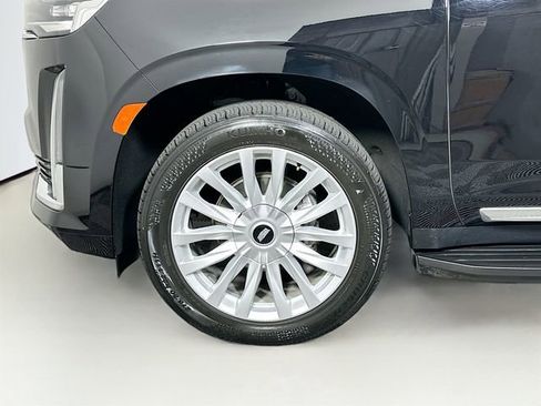 Used 2024 Cadillac Escalade ESV Luxury w/ LPO, Floor Liner Package image 34