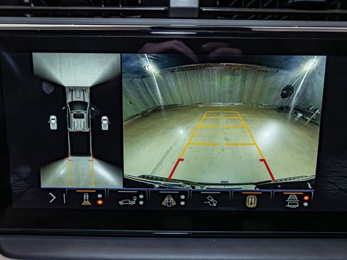 Used 2025 GMC Sierra 2500 Denali Ultimate image 20