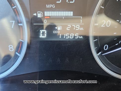 Used 2025 Nissan Versa S w/ Trunk Package image 15