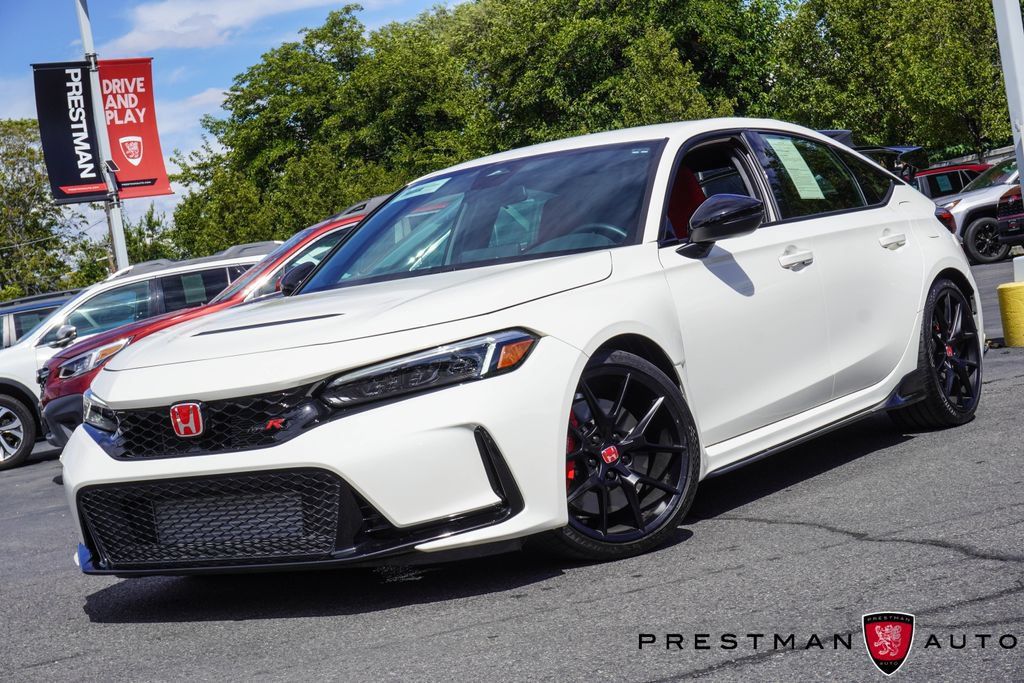 Used 2025 Honda Civic Type R image 19