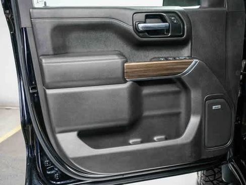 Used 2020 Chevrolet Silverado 1500 RST w/ All-Star Edition image 18