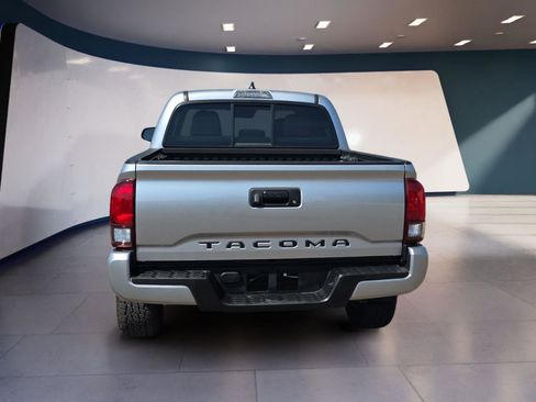 Used 2023 Toyota Tacoma SR image 4