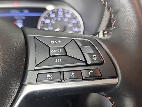 Used 2023 Nissan Sentra SR FWD image 17