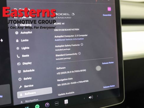 Used 2019 Tesla Model 3 Standard Range image 18